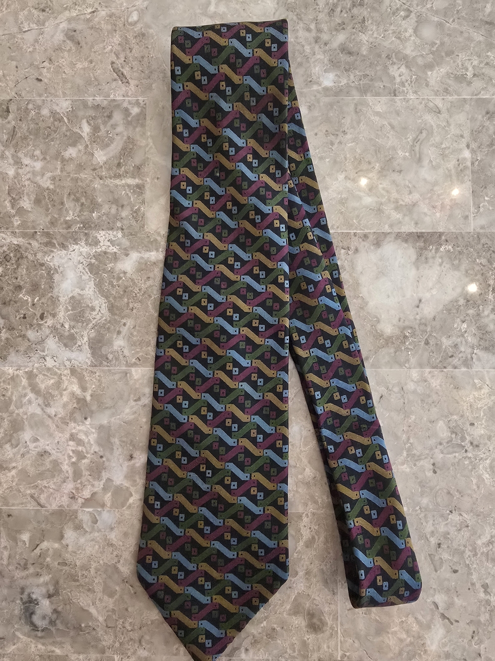 Vintage HERMES Abstract Tie